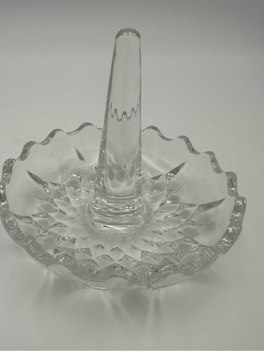 Lead Crystal Ring Holder